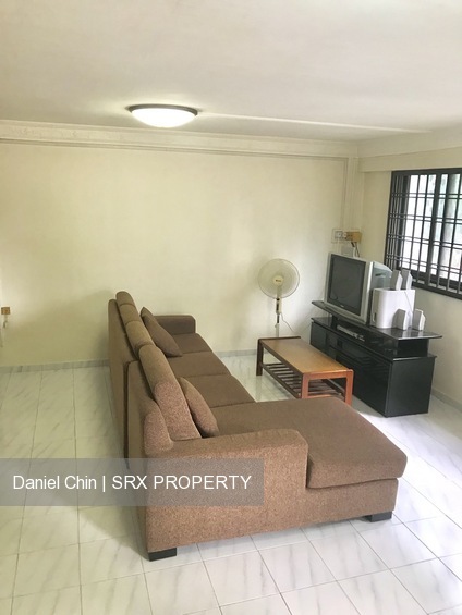 Hougang Avenue 8 thumbnail photo